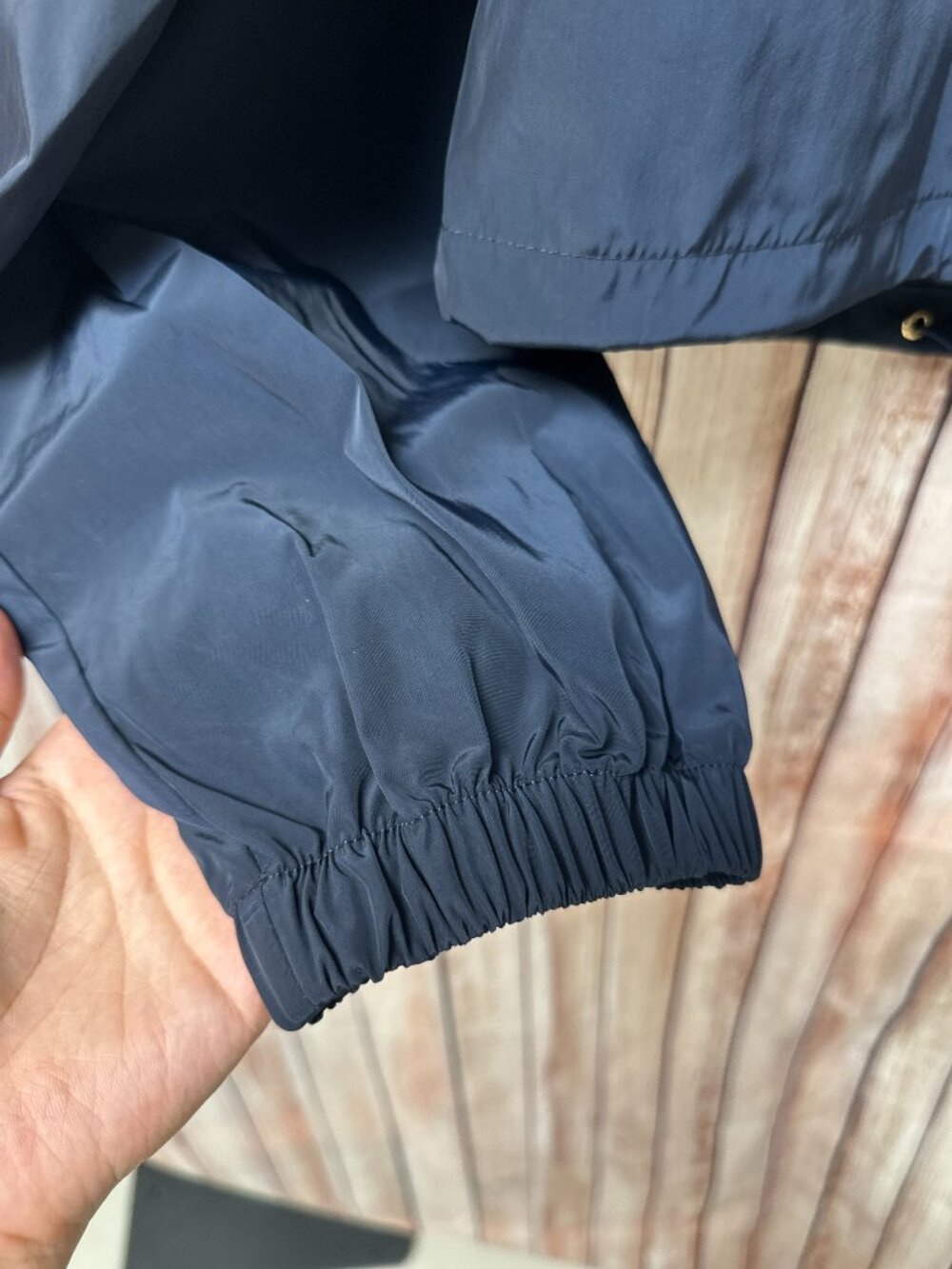 Miu Miu Navy Cropped Hooded Windbreaker Jacket M - Picture 7 of 8